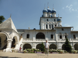 Tim in front of the Church of Our Lady of Kazan at the Kolomenskoye estate