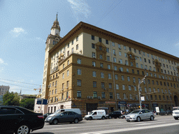 Building at Novinskiy Boulevard, viewed from the taxi to the airport