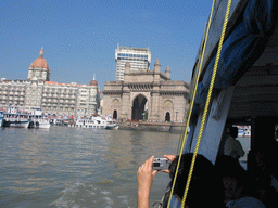 The Taj Mahal Palace & Tower and the Gateway of India, from the boat to Elephanta Island