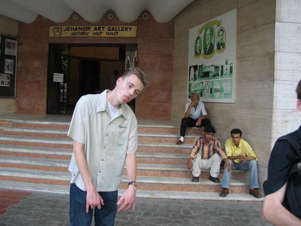 David in front of the Jehangir Art Gallery