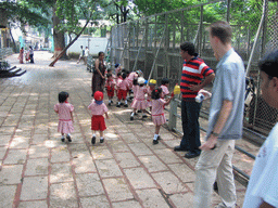 David, Swapnil and a school class at Victoria Gardens