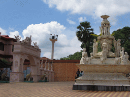 Fountain at the entrance of the Suraj Water Park