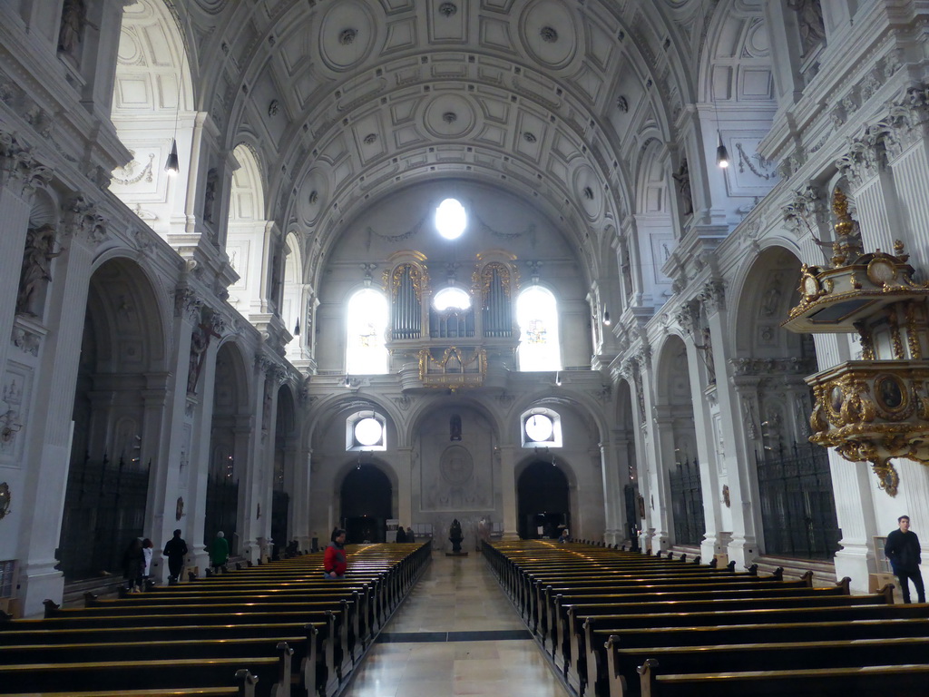 Nave, pulpit and organ at St. Michael`s Church