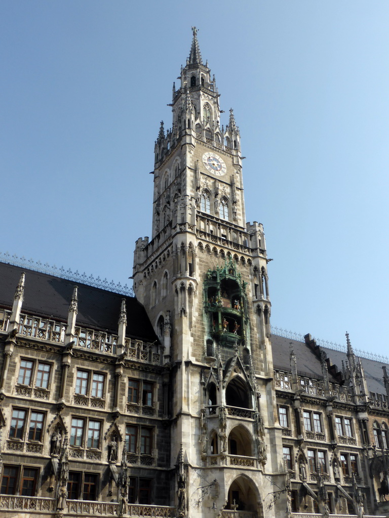 Tower of the Neues Rathaus building, viewed from the Marienplatz square