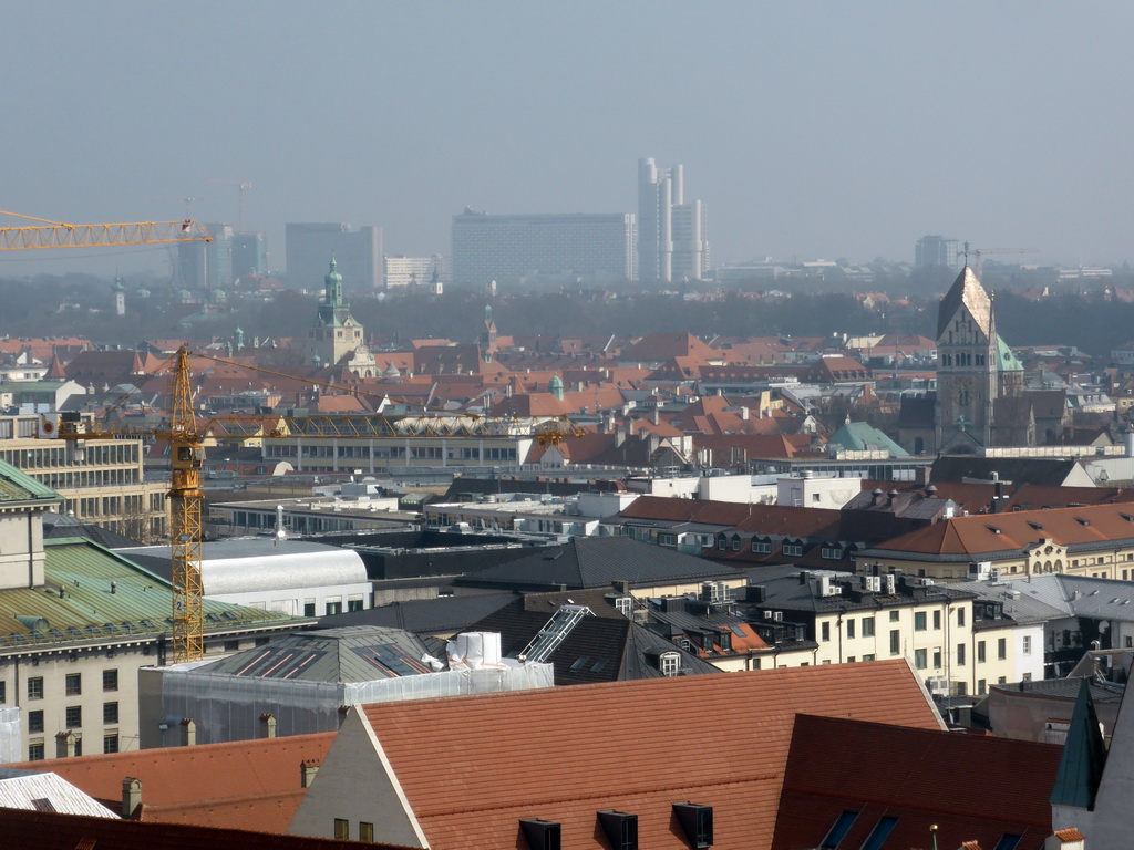 Northeast side of the city, with the Bavarian National Museum, the HVB Tower and the Parish Church of St. Anna, viewed from the tower of the Neues Rathaus building