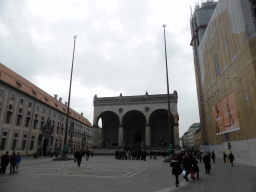 munich_2_122 - 214 kb - 1024x768 - The Odeonsplatz square with the Feldherrnhalle loggia and two flagpoles The Odeonsplatz square with the Feldherrnhalle loggia and two flagpoles
