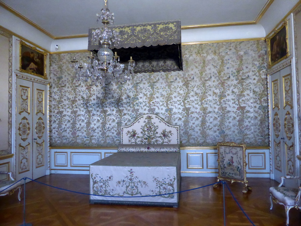 Bed in one of the Electoral Chambers at the Upper Floor of the Munich Residenz palace