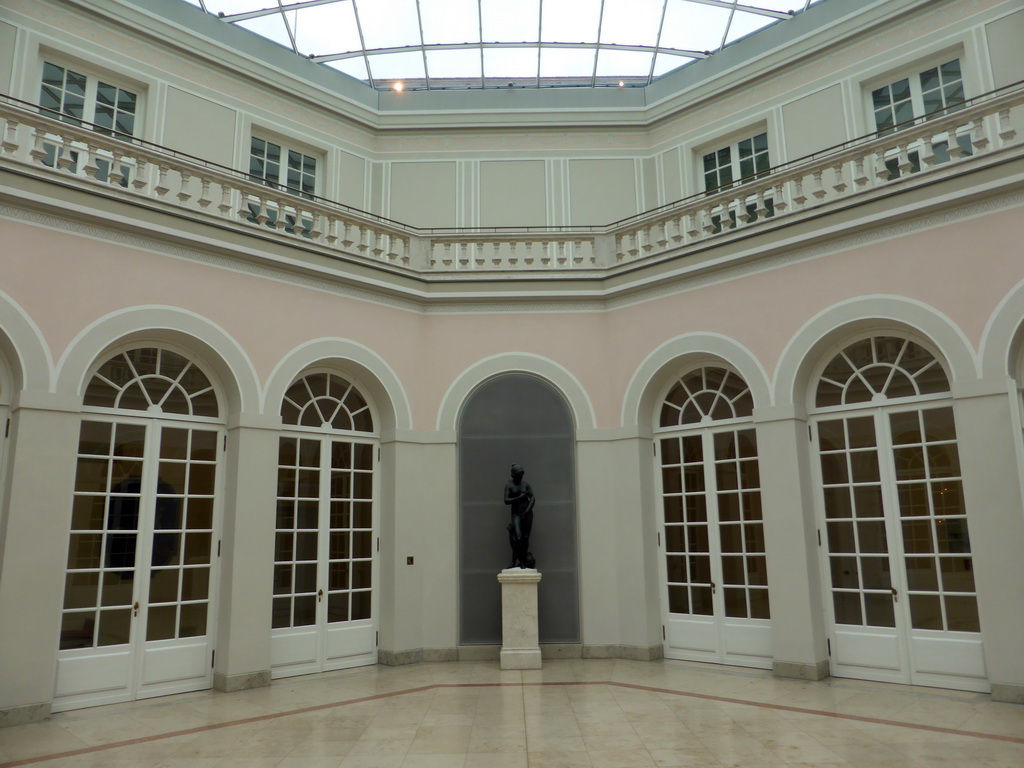 Inner Courtyard of the Cuvilliés Theatre, with a statue