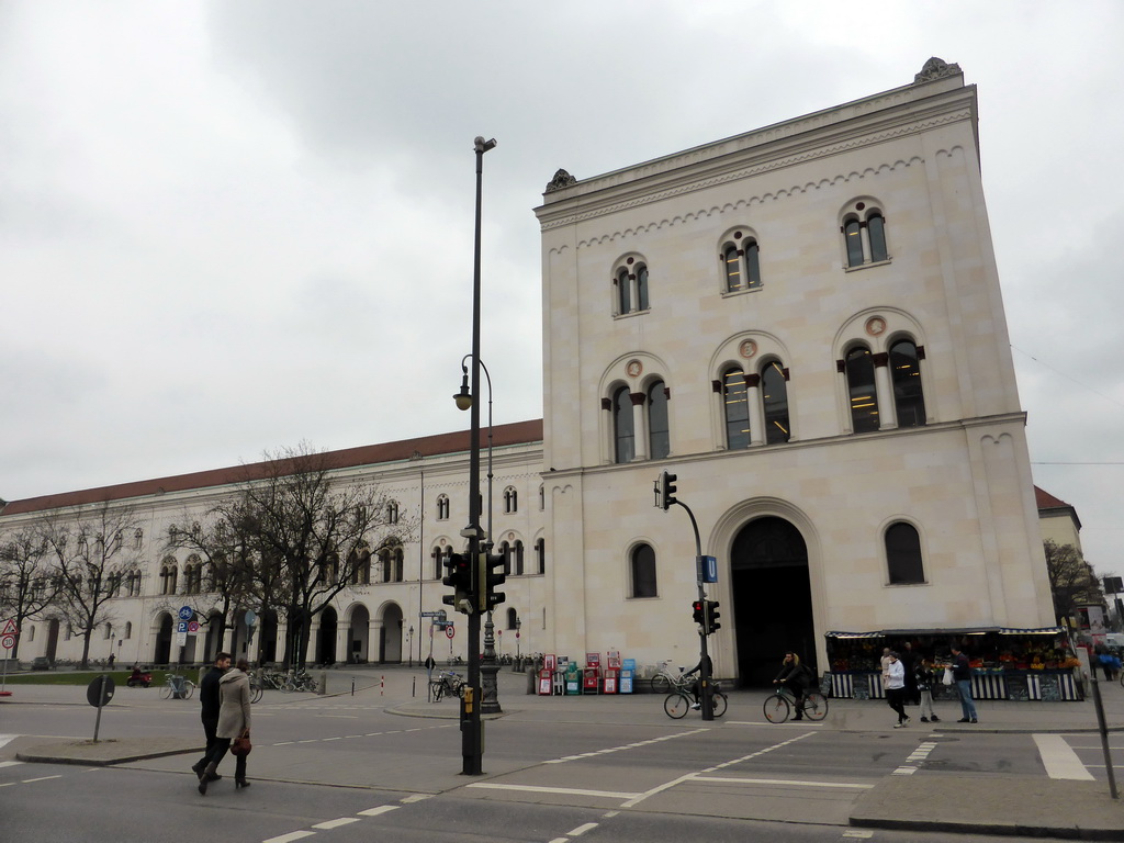West part of the Ludwig Maximilian University of Munich, viewed from the Leopoldstraße street