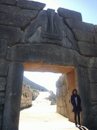 Miaomiao at the Lion Gate