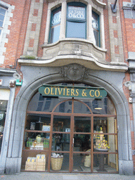 Front of the Oliviers & Co shop at the Rue de Marchovelette street