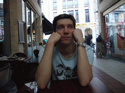 Tim at the terrace of the Tea Room Villeroy at the Galerie Saint-Joseph gallery