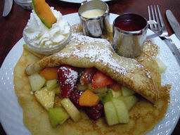 Crêpe with fruit at the Tea Room Villeroy