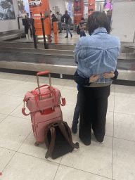 Miaomiao and Max at the baggage belts at Naples International Airport