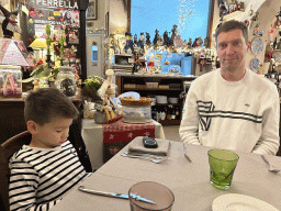 Tim and Max at the Trattoria Pizzeria `Da Alfredo` a Poggioreale restaurant