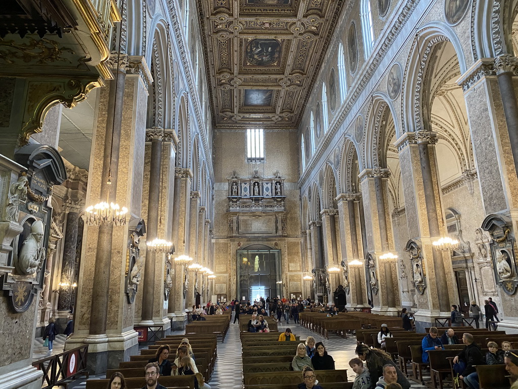 Nave of the Duomo di Napoli cathedral, viewed from the transept