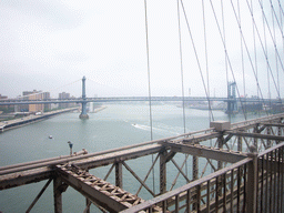 Manhattan Bridge and the Hudson river, from Brooklyn Bridge