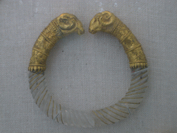 Jewelry from Greece, in the Metropolitan Museum of Art
