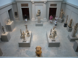 Overview of an Asian art room, in the Metropolitan Museum of Art