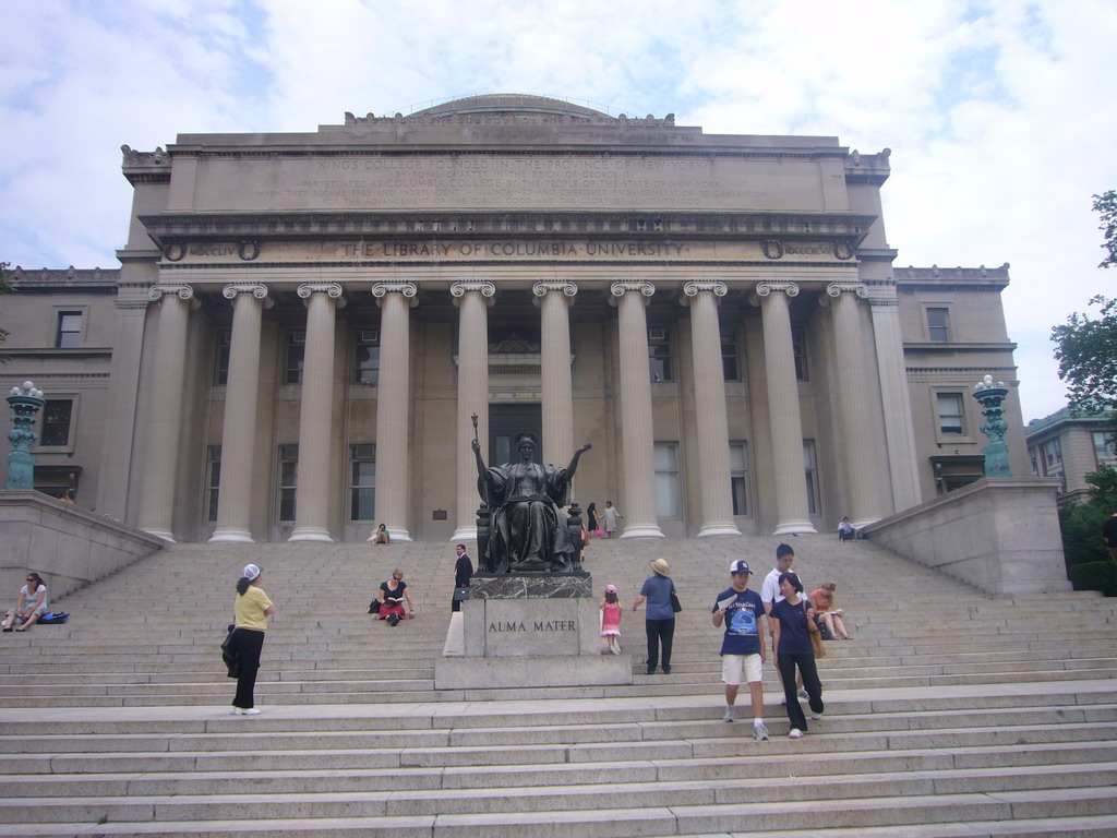 The Low Memorial Library and the Alma Mater statue at Columbia University
