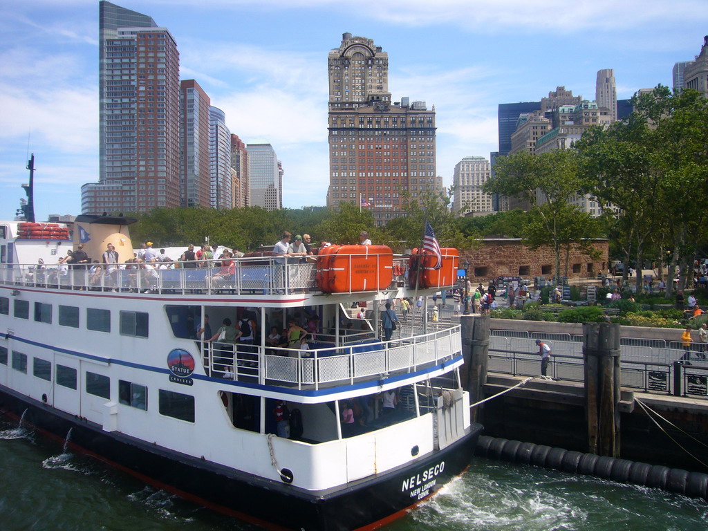 Liberty Island ferry and Battery Park