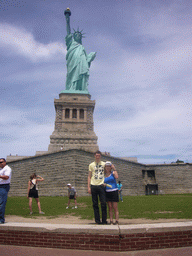 Tim and Miaomiao at the Statue of Liberty