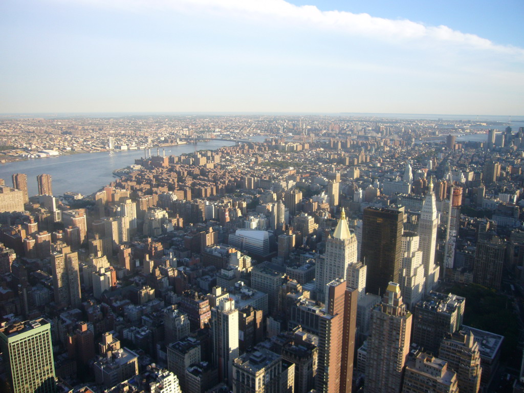 View on the Southeast side of Manhattan, from the Empire State Building