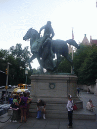 Statue of Theodore Roosevelt in front of the American Museum of Natural History