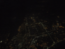 Town in the east of the USA, viewed from the airplane from Seattle, by night