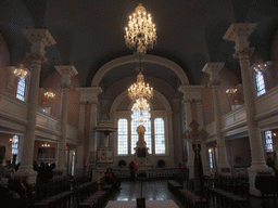 Nave, pulpit and altar at Saint Paul`s Chapel