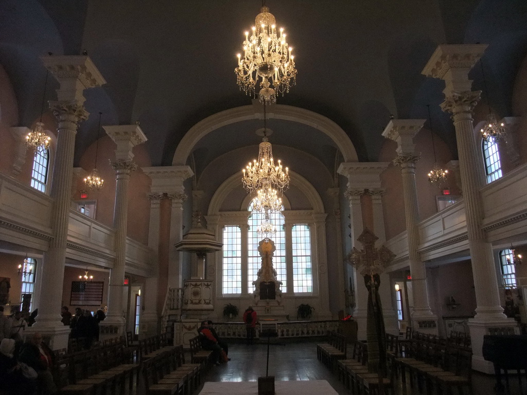 Nave, pulpit and altar at Saint Paul`s Chapel