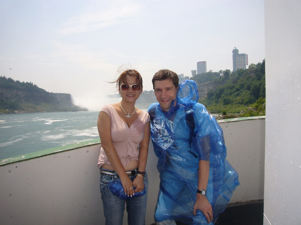 Tim and Miaomiao and the Horseshoe Falls, from the Maid of the Mist boat