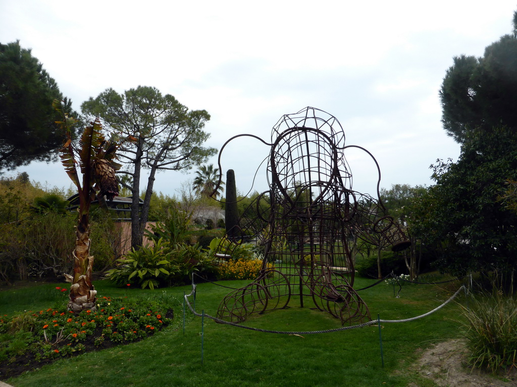 Piece of art of an Elephant at the Parc Phoenix zoo