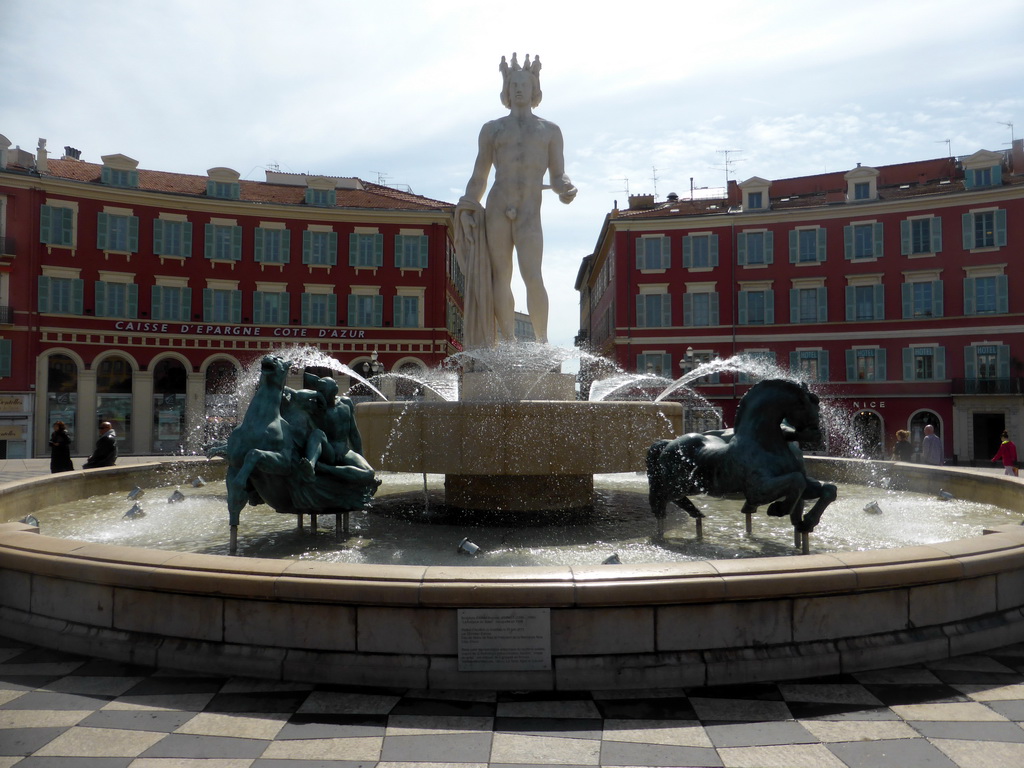 The Fontaine du Soleil fountain at the Plassa Carlou Aubert square