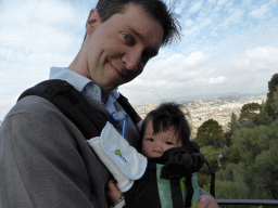 Tim and Max at the viewing point at the southwest side of the Parc du Château, with a view on the city