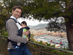 Tim and Max at the east side of the Parc du Château, with a view on the Harbour of Nice