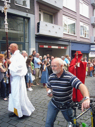 People in medieval clothes at the Houtstraat street, during the Gebroeders van Limburg Festival