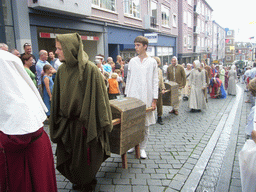 People in medieval clothes at the Houtstraat street, during the Gebroeders van Limburg Festival