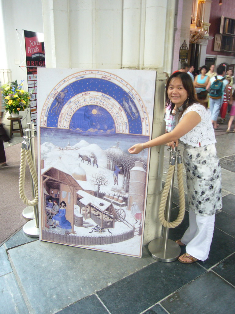 Miaomiao with a painting in the Sint Stevenskerk church