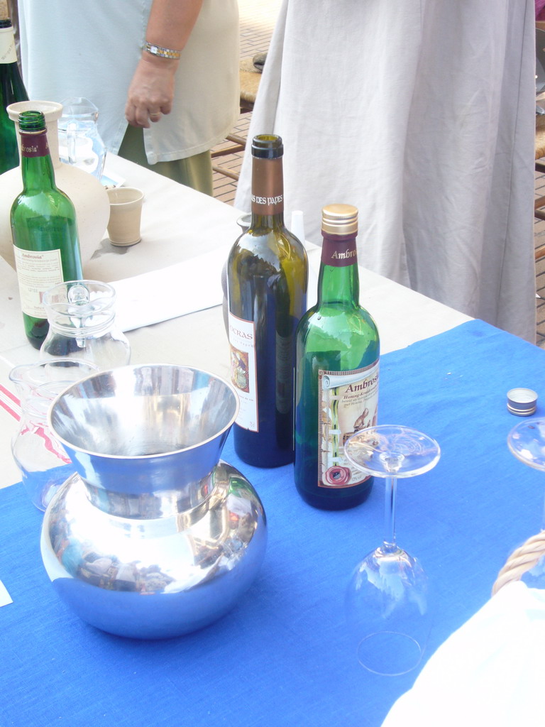 People selling wine at the Broerstraat street, during the Gebroeders van Limburg Festival