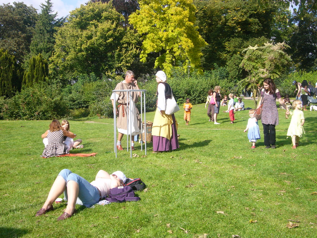 People in medieval clothes at the Valkhof park, during the Gebroeders van Limburg Festival