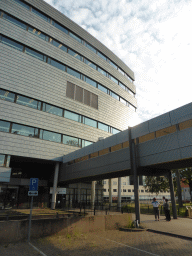 Miaomiao and her parents in front of the NCMLS building of the University Medical Center St. Radboud at the Comeniuslaan street