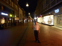 Miaomiao`s father at the Grotestraat street, by night