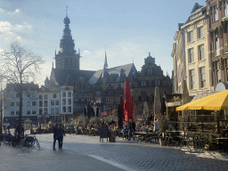 The Grote Markt square with the Sint-Stevenskerk church