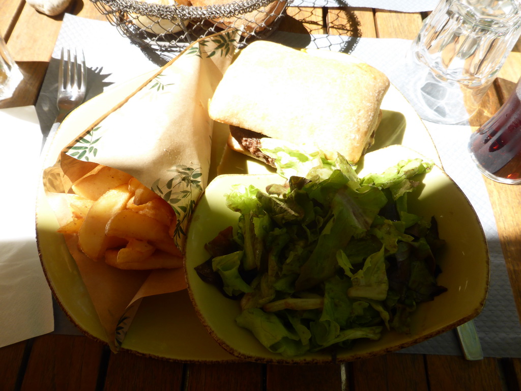 Lunch at the Les Terrasses restaurant