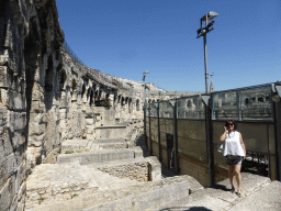 Miaomiao at the staircases and catacombs at the north side of the Arena of Nîmes