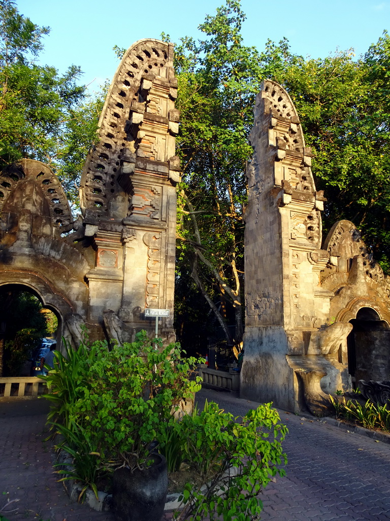 Entrance gate to the Jalan Pentai Mengiat street