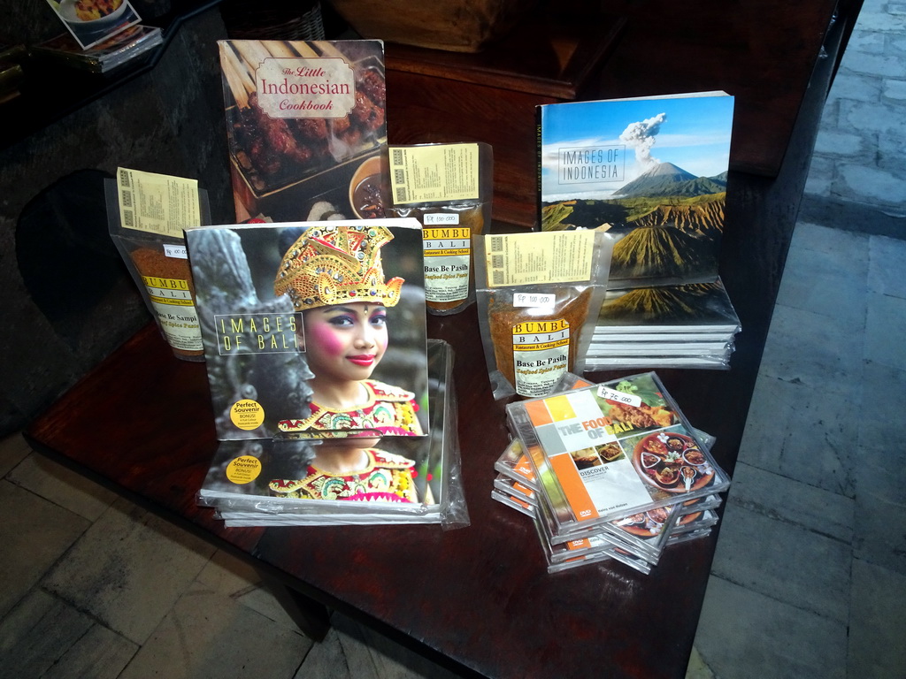 Books and souvenirs at the Bumbu Bali restaurant