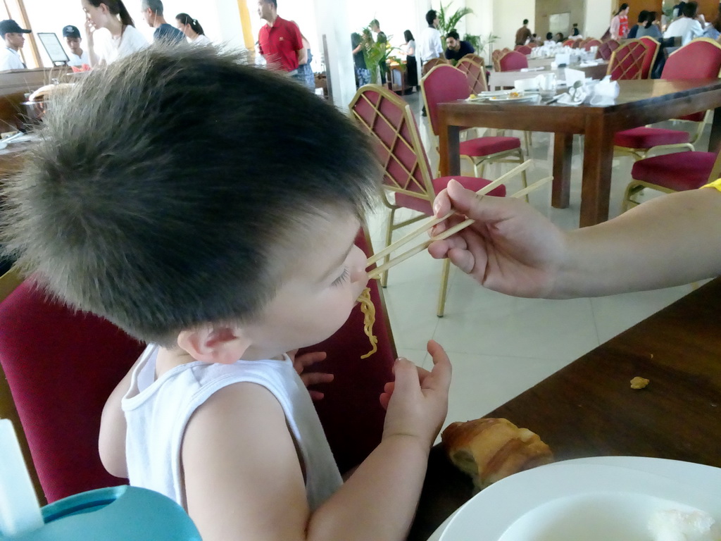 Max having noodles for breakfast at the Gading Restaurant at the Inaya Putri Bali hotel