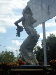 Statue at the west side of the town, viewed from the taxi to Gianyar